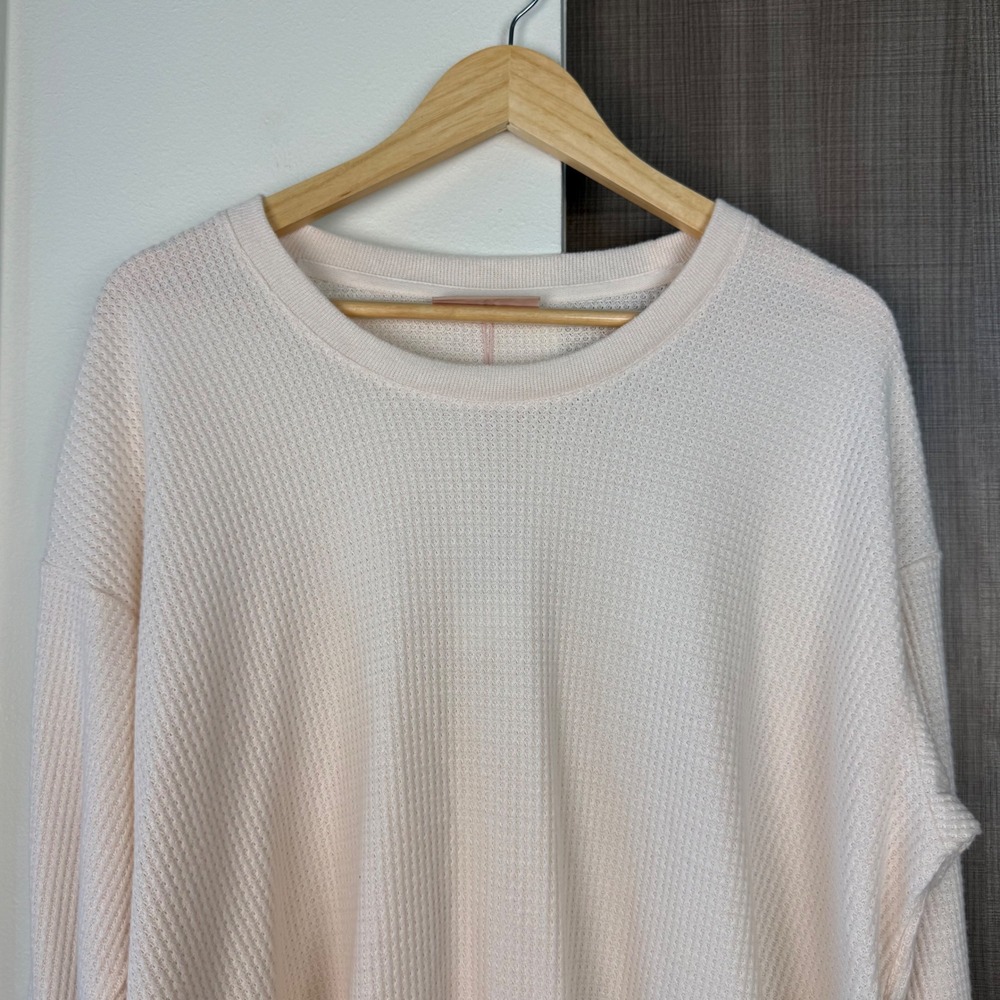 NEW Papinelle Super Soft Waffle Knit Relaxed Long Sleeve Top Size Medium - Picture 3 of 10